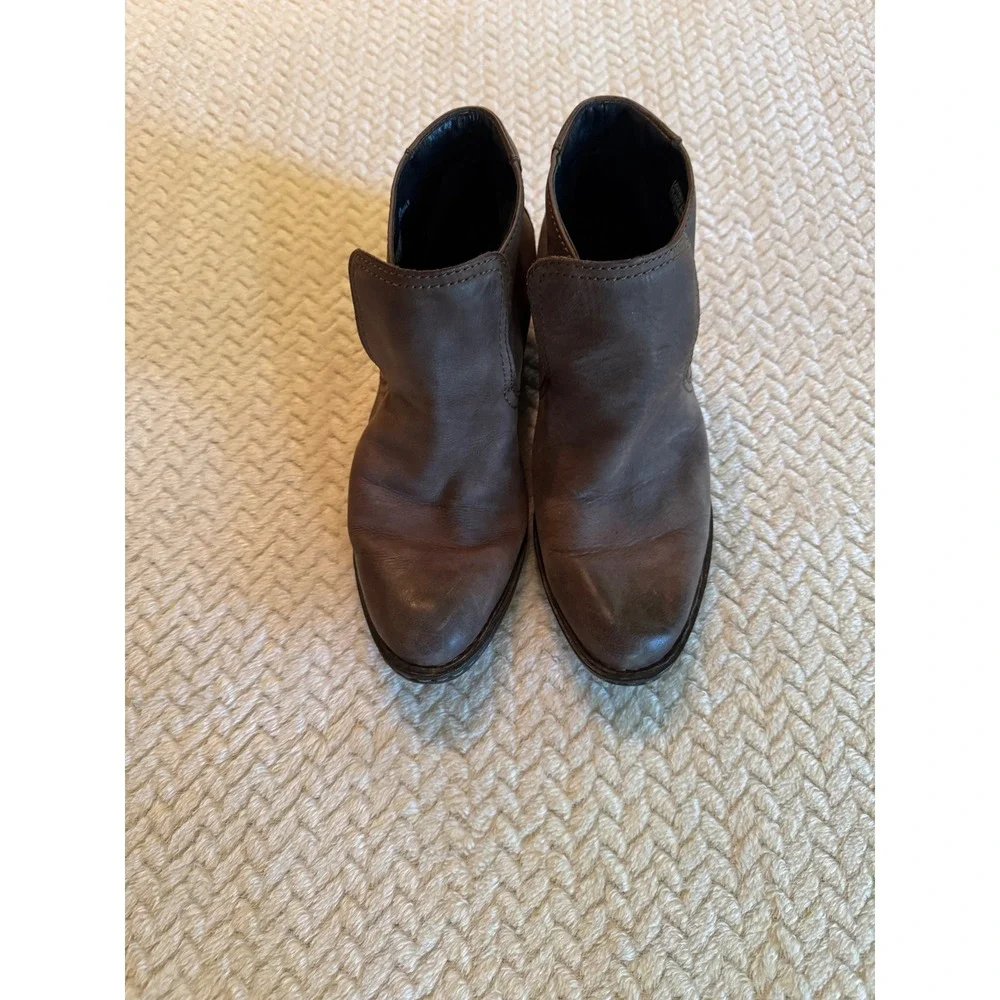 Born Kerri Dark Brown Leather Ankle Boots W22113 Womens 6.5